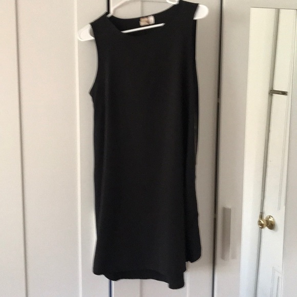 Dress - Picture 1 of 2